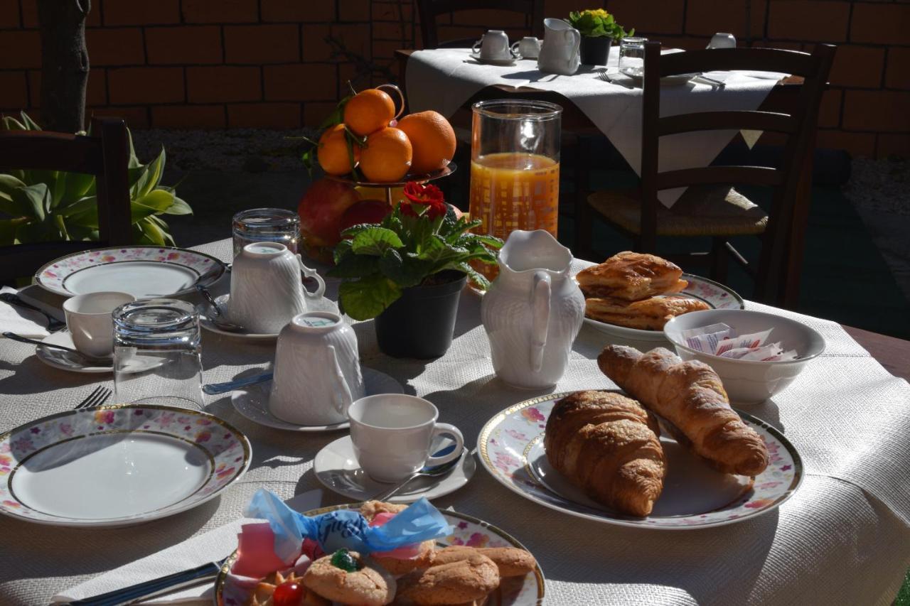 Su Fassoi Cabras Bed and Breakfast Εξωτερικό φωτογραφία