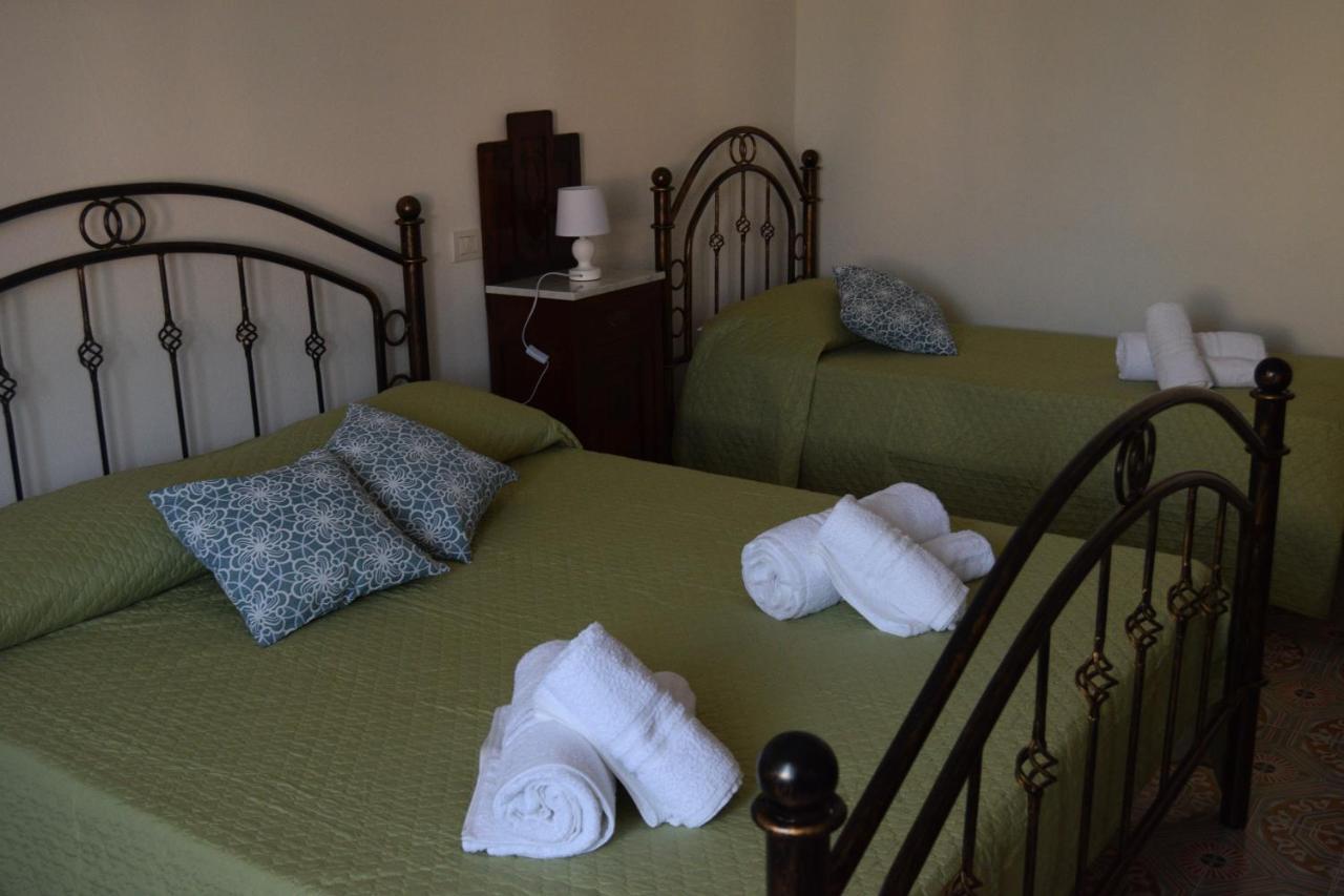 Su Fassoi Cabras Bed and Breakfast Εξωτερικό φωτογραφία