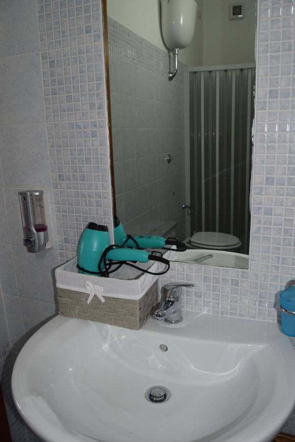 Su Fassoi Cabras Bed and Breakfast Εξωτερικό φωτογραφία