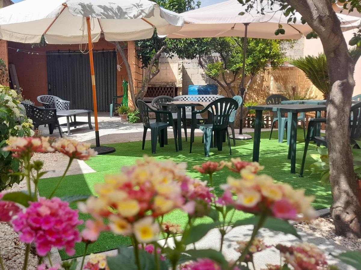 Su Fassoi Cabras Bed and Breakfast Εξωτερικό φωτογραφία